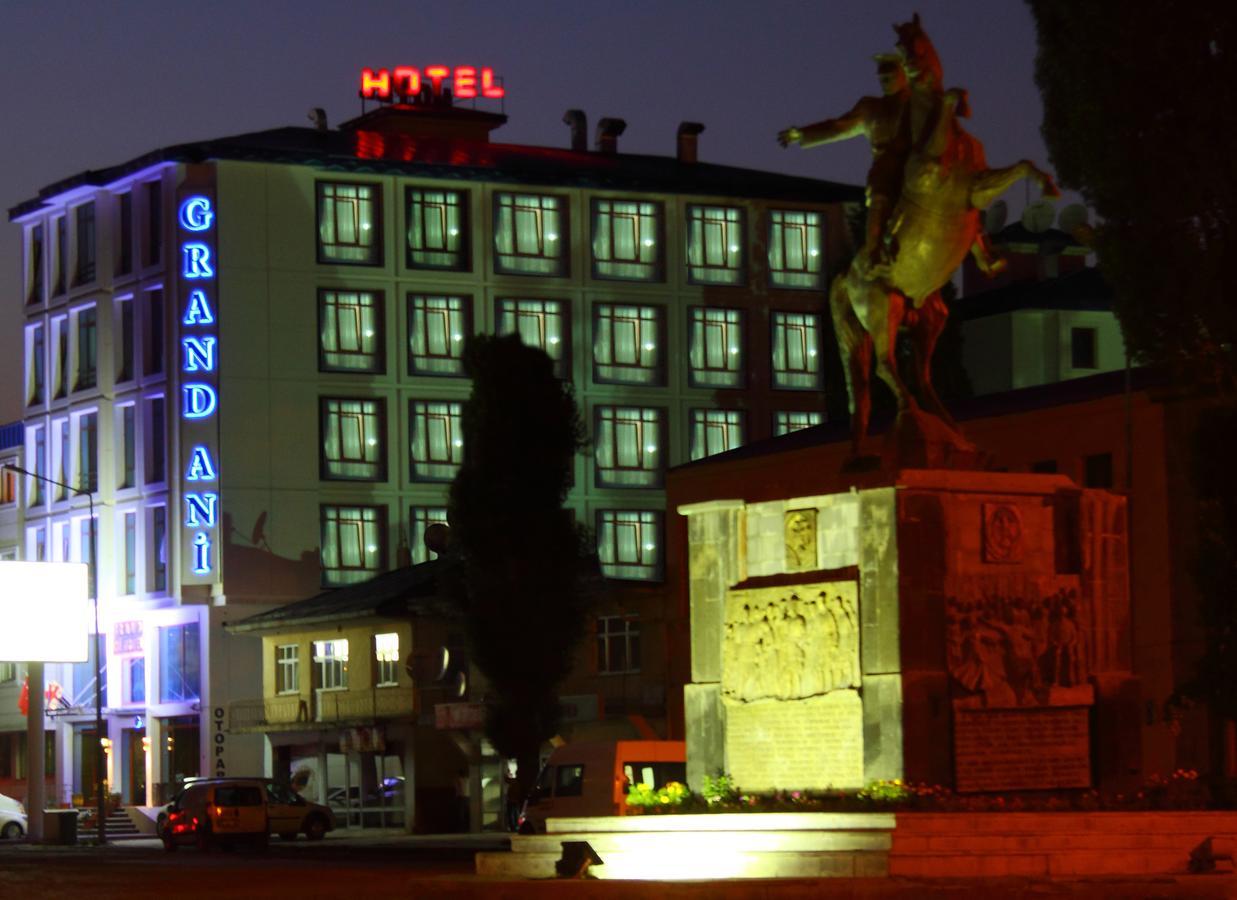 Grand Ani Hotel Kars Kültér fotó